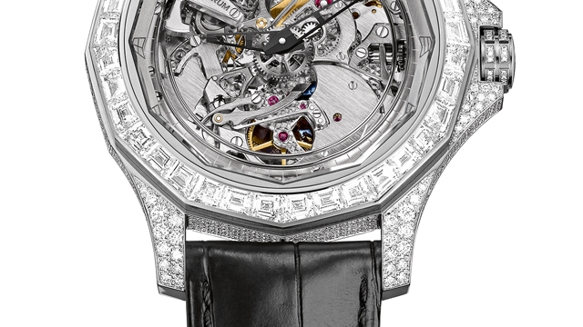 Corum_Admiral-s_Cup_Legend_46_Minute_Repeater_Acoustica1_640_360_s_c1_center_center