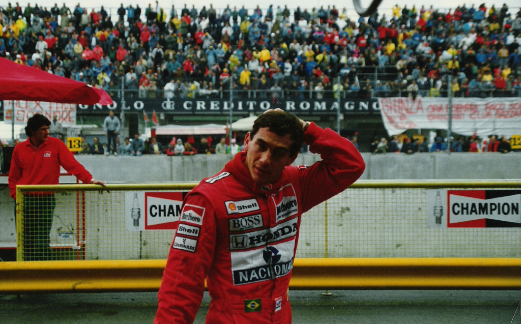 Ayrton_Senna_Imola_1989