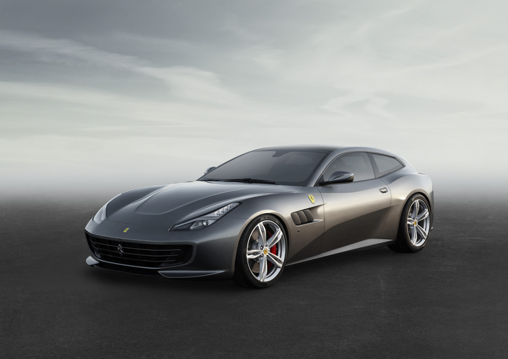 ferrari-gtc4lusso-fr-3-4-lr-1