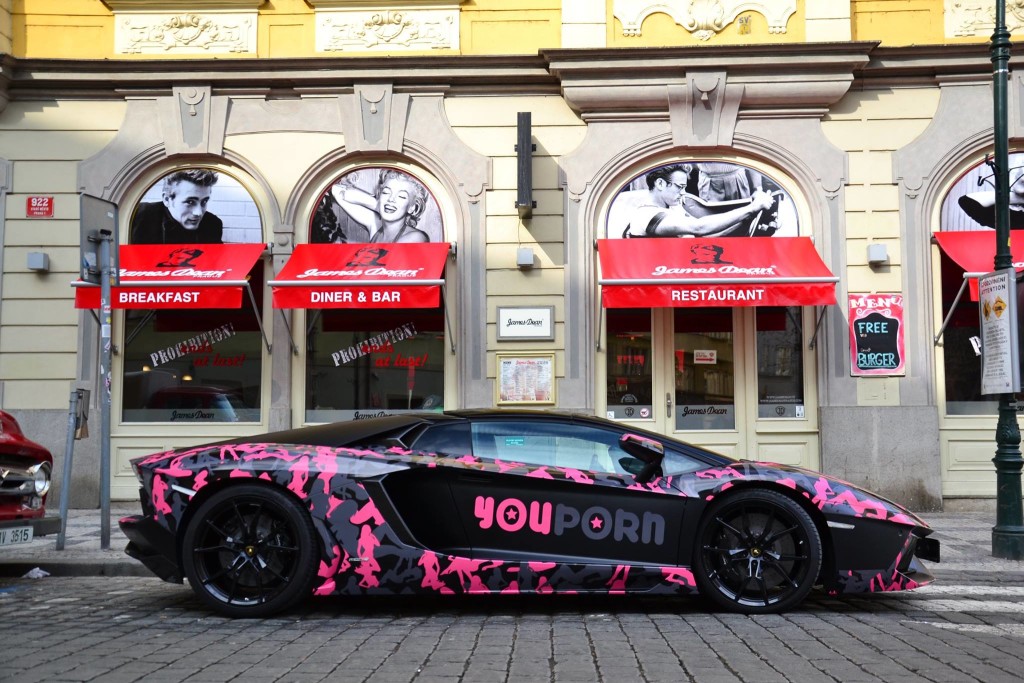 YouPorn-Lamborghini-Aventador-4