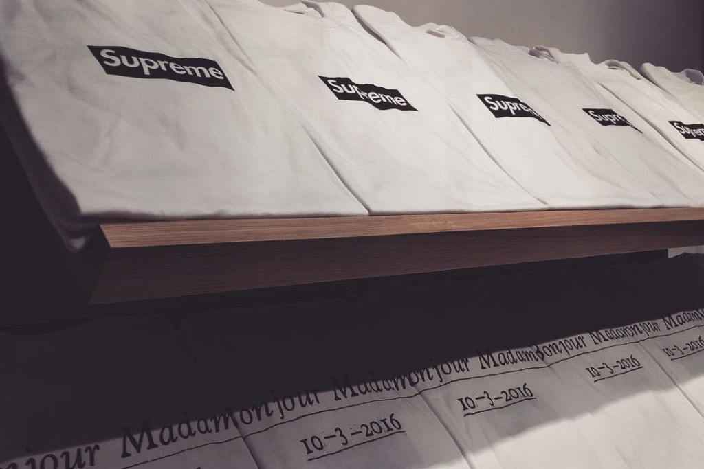 supreme-paris-box-logo-tee-1