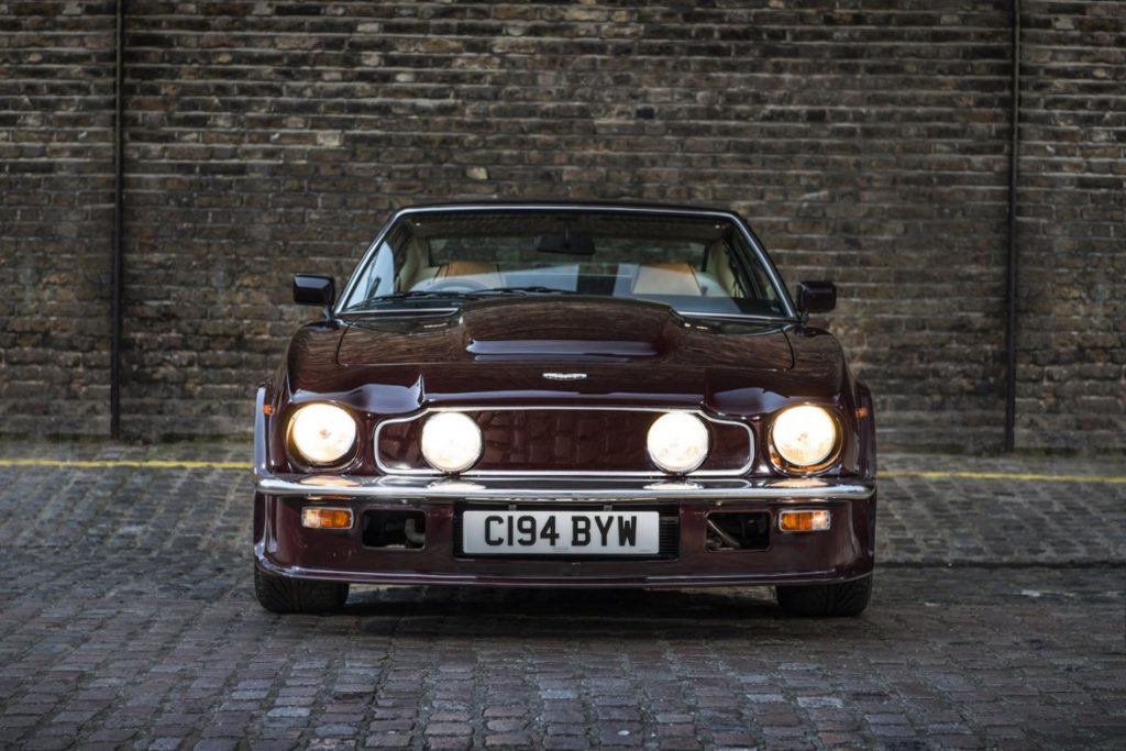 elton-john-aston-martin-v8-vantage-saloon-3