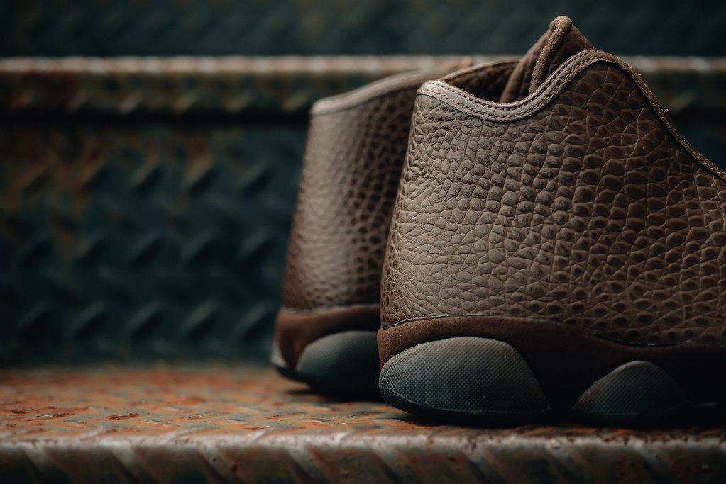 Jordan_Horizon_Premium_BRQ_Brown-Mtllc_Gold-infrd_23_dneaker_politics-6378