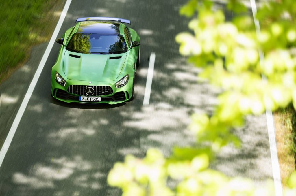 Mercedes-AMG-GT-R-14