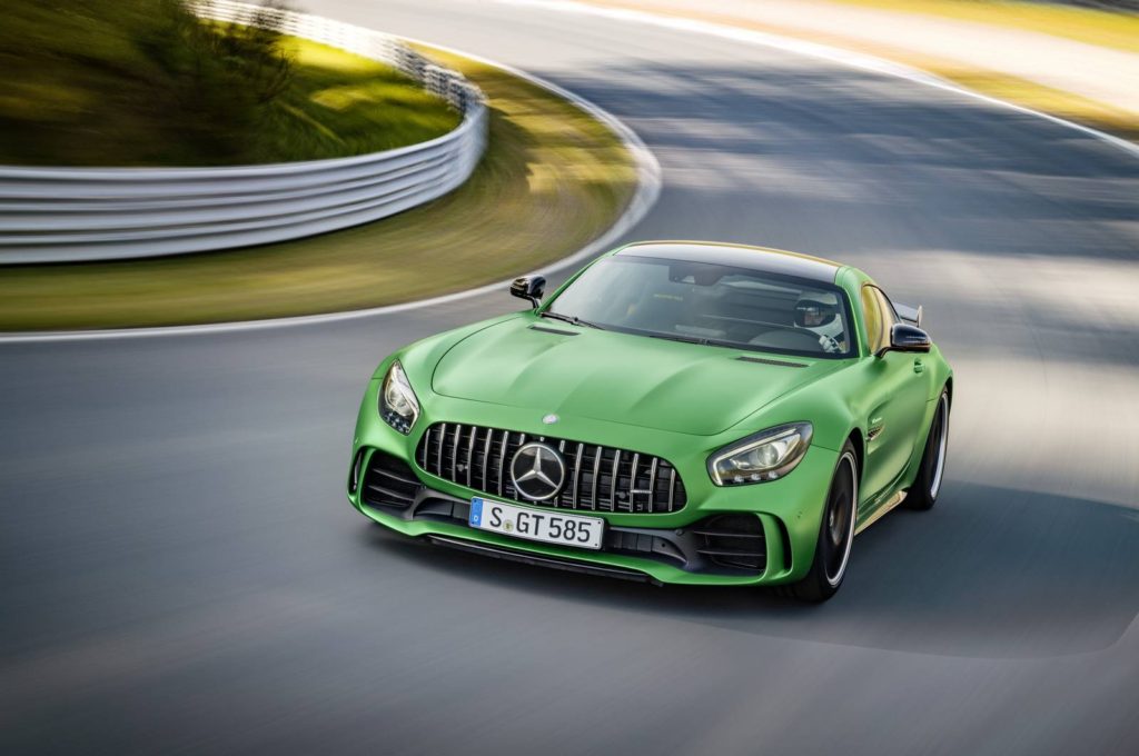 Mercedes-AMG-GT-R-31