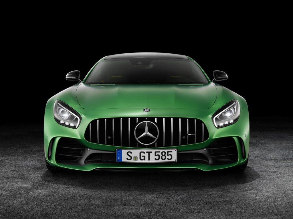 Mercedes-AMG-GT-R-19