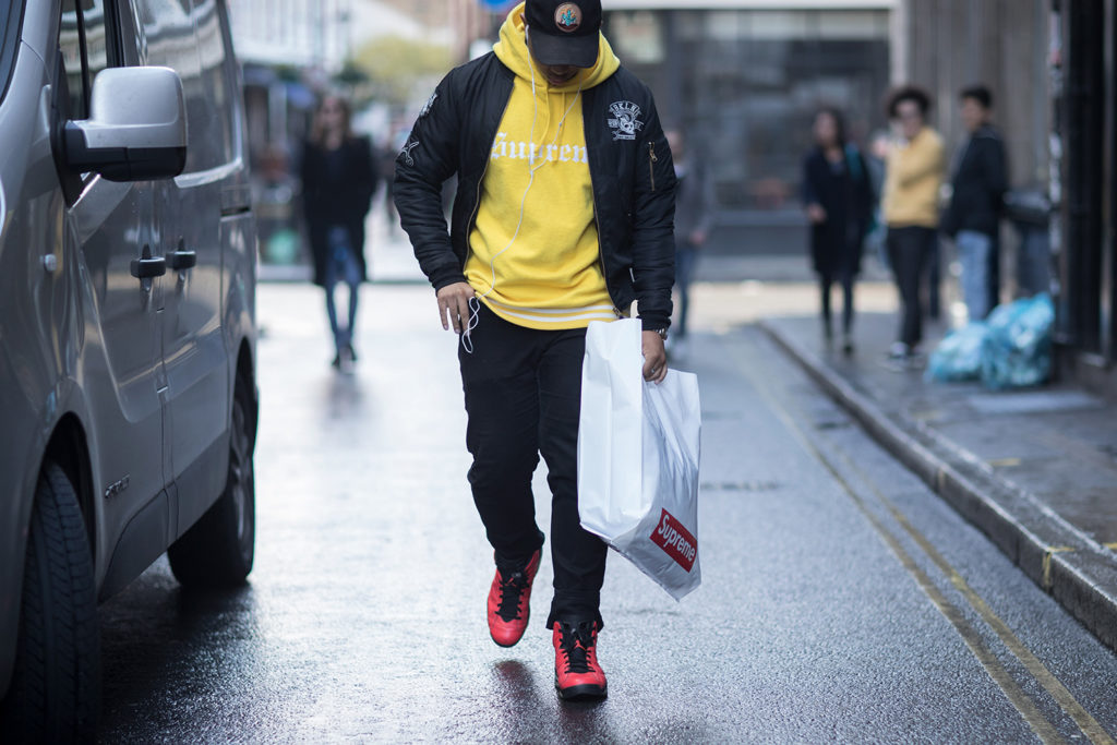 supreme-aquascutum-street-style-10