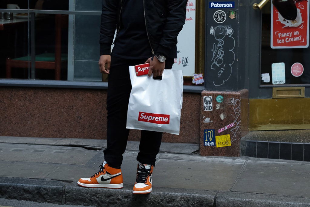 supreme-london-street-style-fw16-3